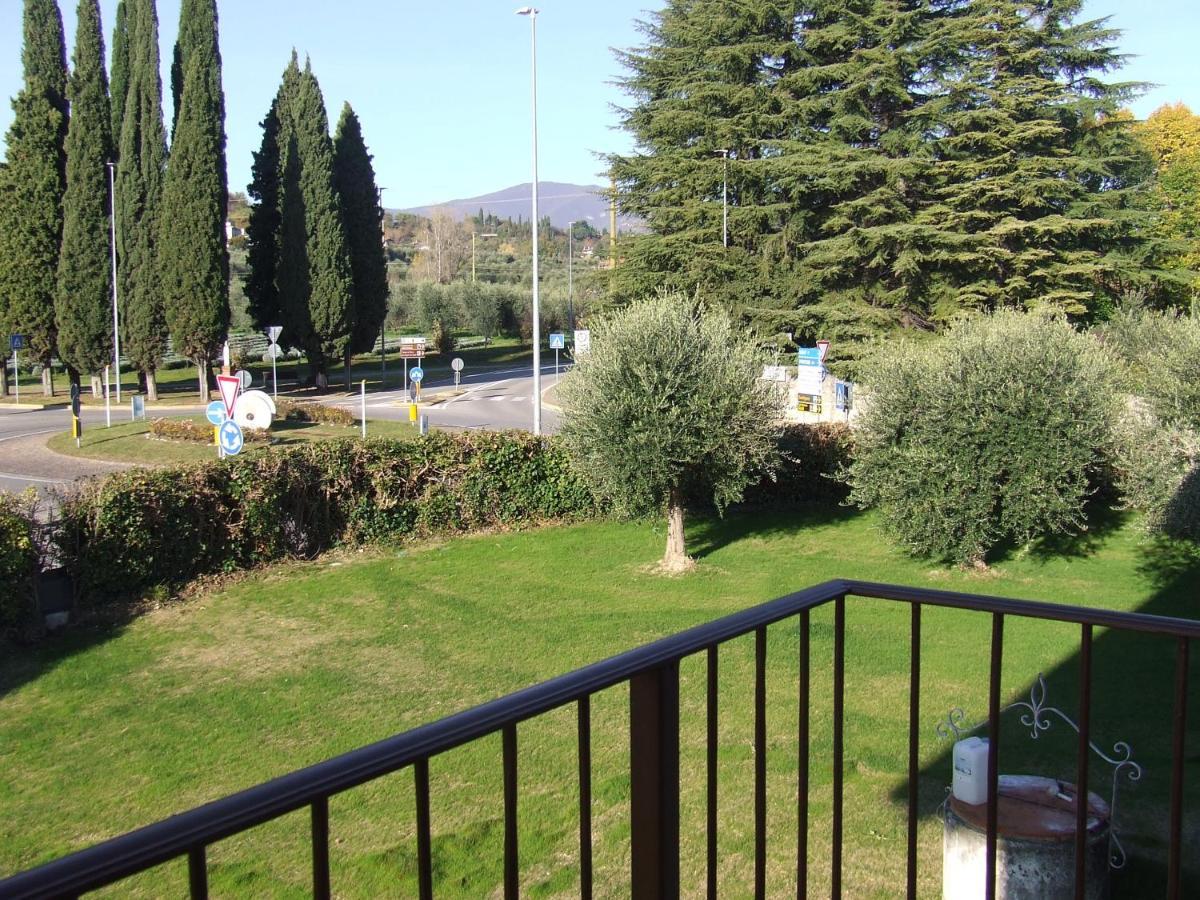 Bilocale Papavero, Magnolia O Girasole San Felice del Benaco Exteriér fotografie