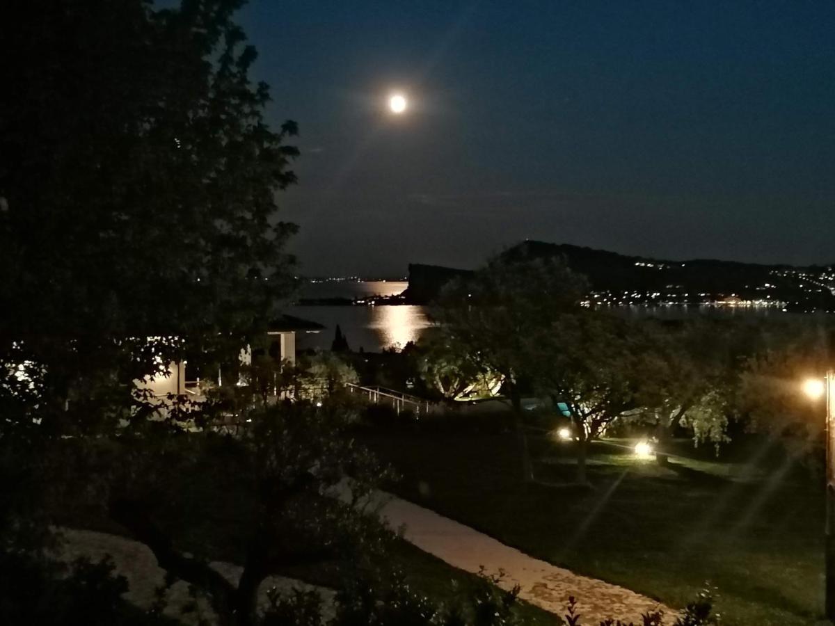 Bilocale Papavero, Magnolia O Girasole San Felice del Benaco Exteriér fotografie
